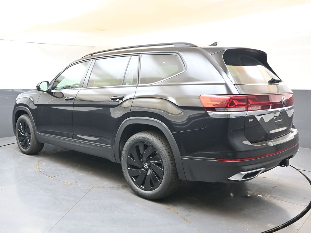 2026 Volkswagen Atlas SE w/Tech - Photo 3