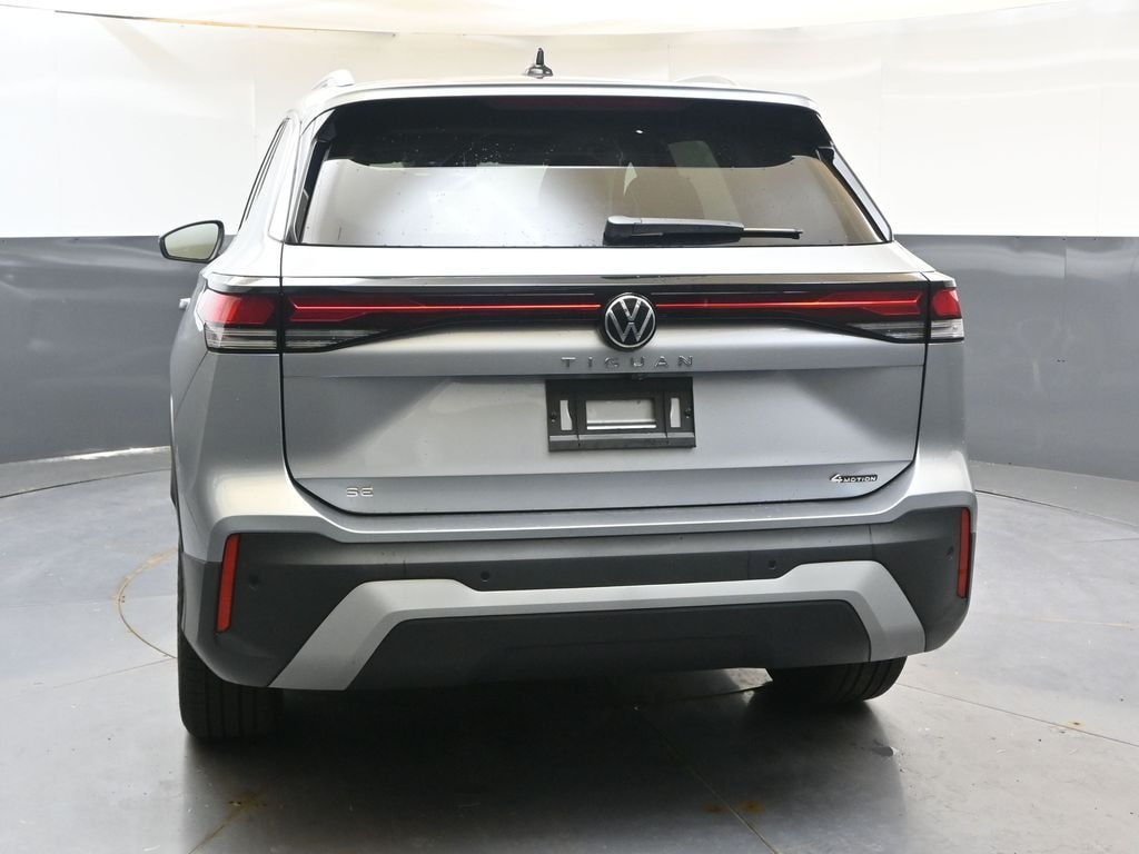New 2026 Volkswagen Tiguan 2.0T SE SUV