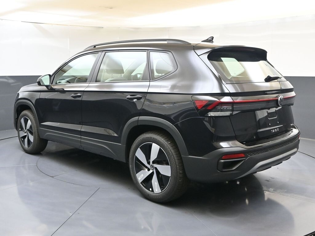 2025 Volkswagen Taos S photo 2