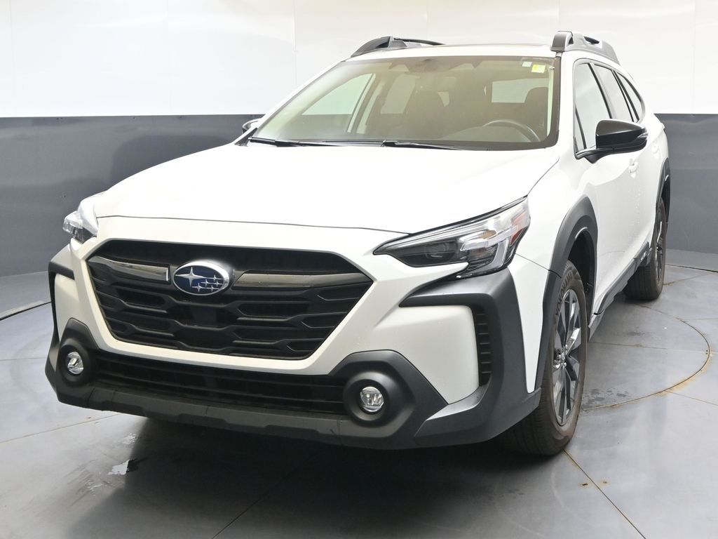 2025 Subaru Outback Onyx Edition's photo
