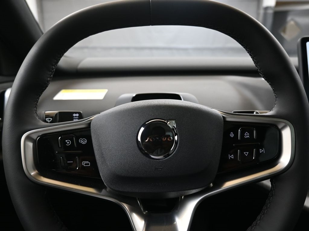 2026 Volvo EX30 Ultra - Photo 21