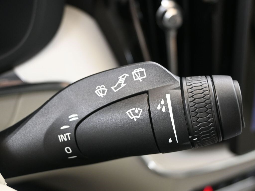 2026 Volvo XC60 Ultra - Photo 28