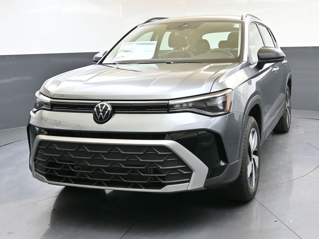 2025 Volkswagen Taos 1.5T S 4Motion's photo