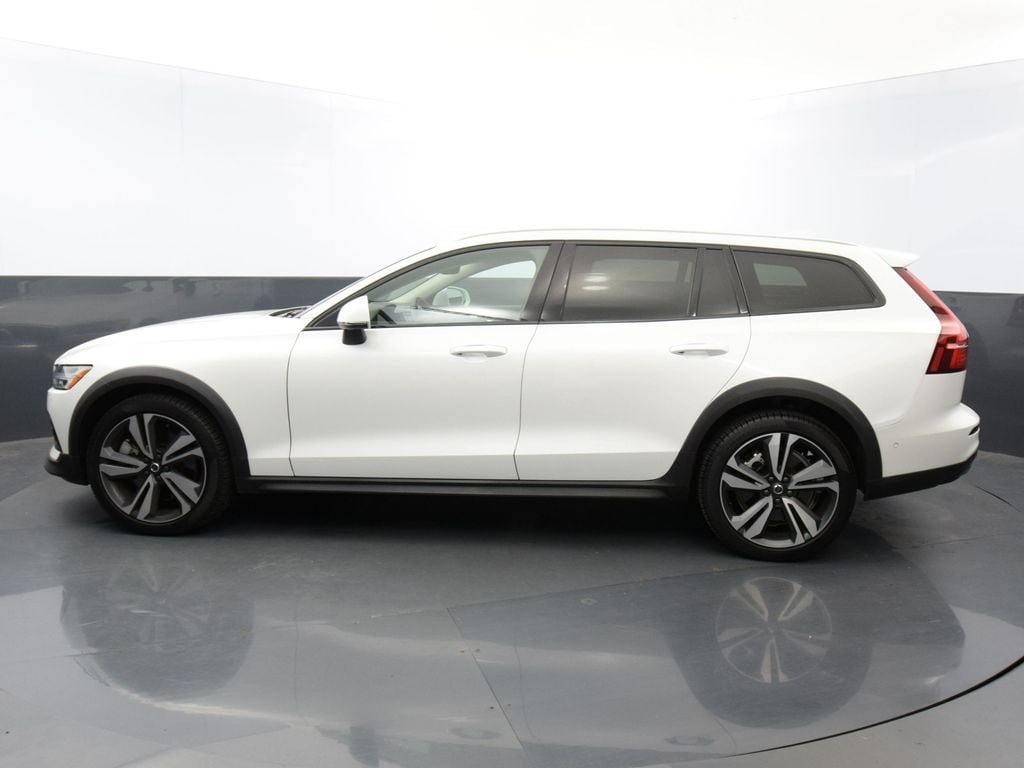 Certified 2023 Volvo V60 Cross Country Plus with VIN YV4L12WZXP2106317 for sale in Kalamazoo, MI