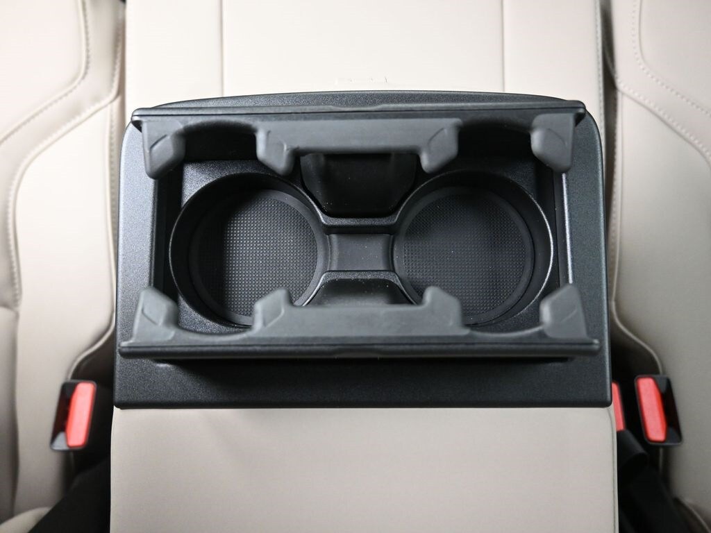 2026 Volvo XC90 Plus - Photo 24