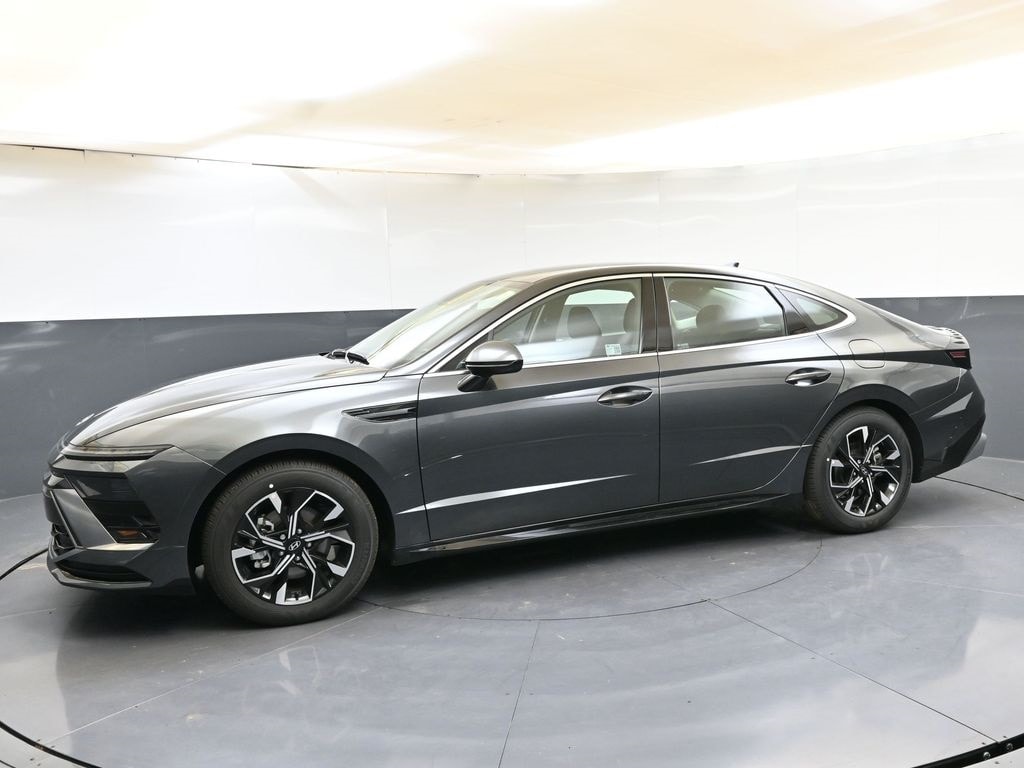 Used 2025 Hyundai Sonata SEL with VIN KMHL64JAXSA483676 for sale in Kalamazoo, MI