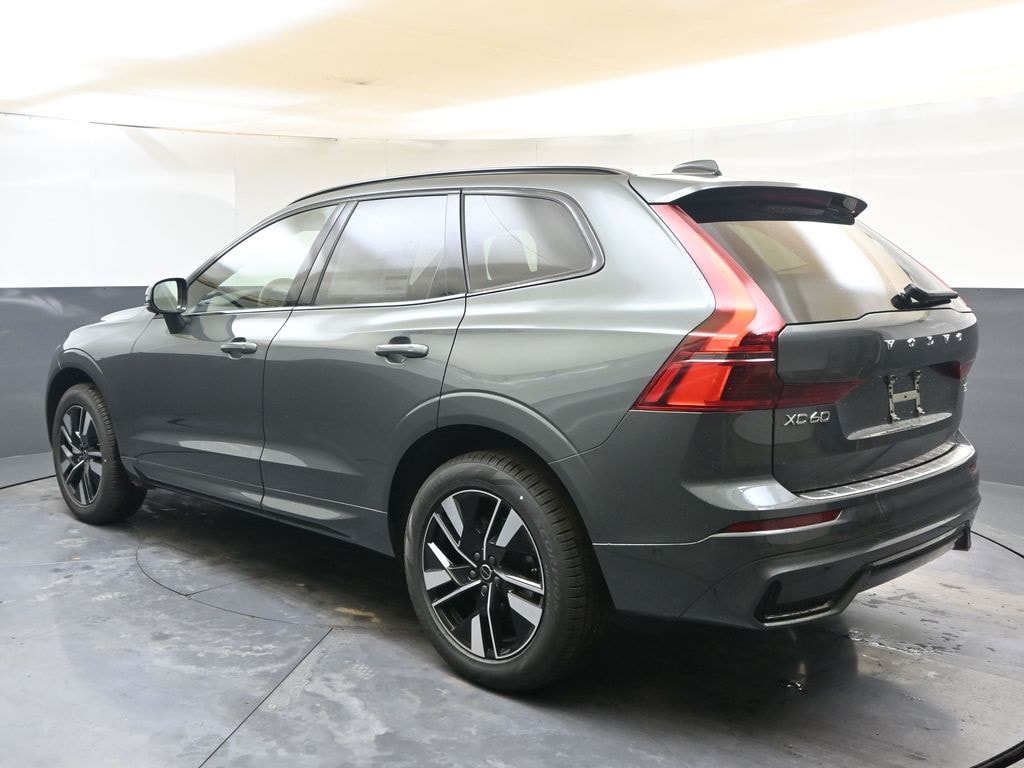 New 2026 Volvo XC60 B5 Plus SUV
