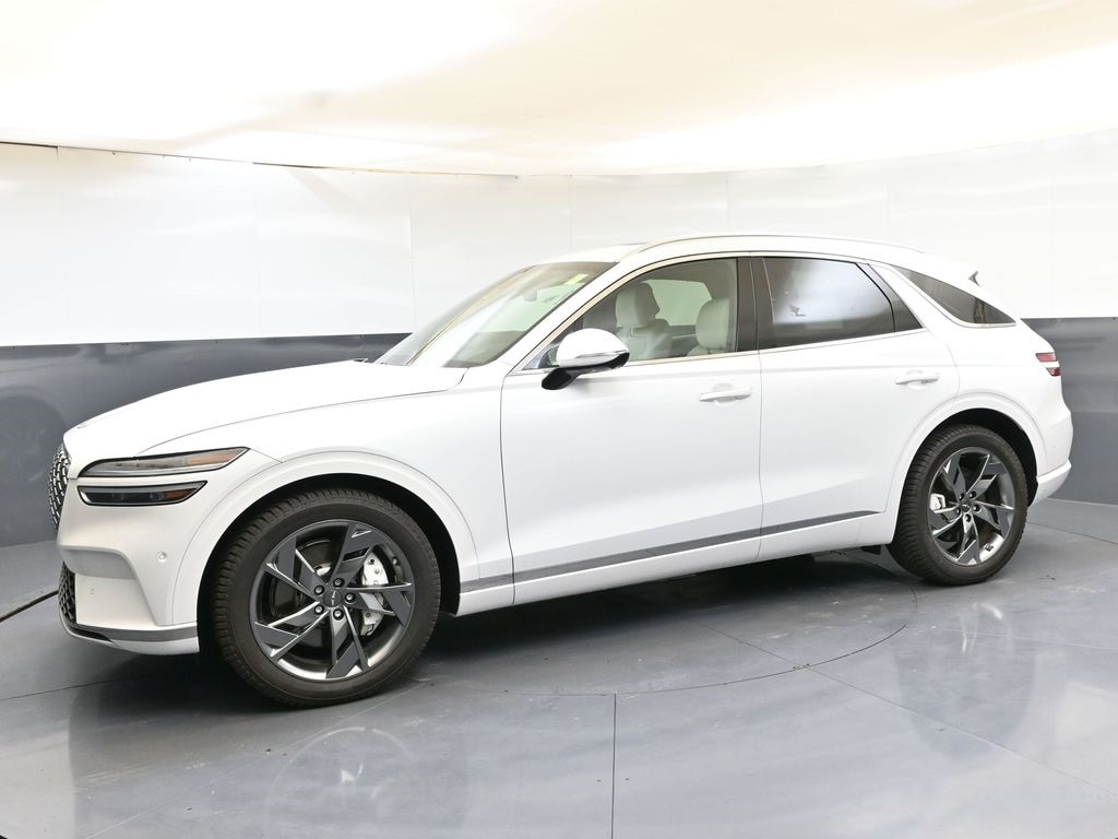 Used 2025 GENESIS GV70 Advanced with VIN 5NMMCET15SH003988 for sale in Kalamazoo, MI