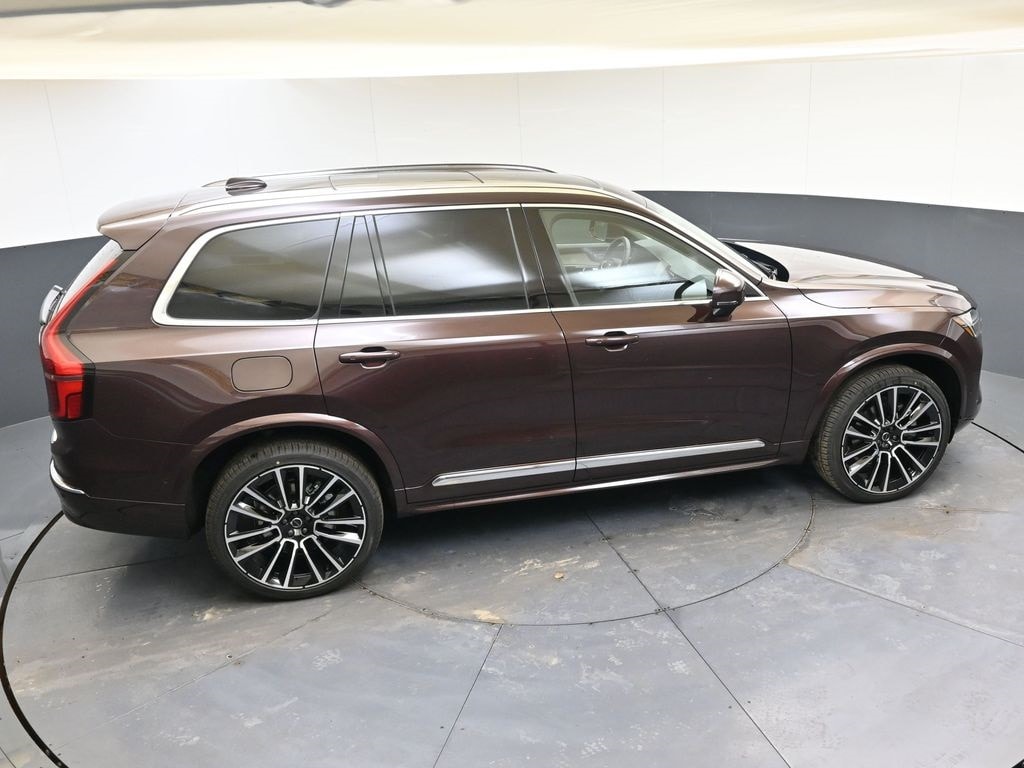 2026 Volvo XC90 Plus - Photo 52