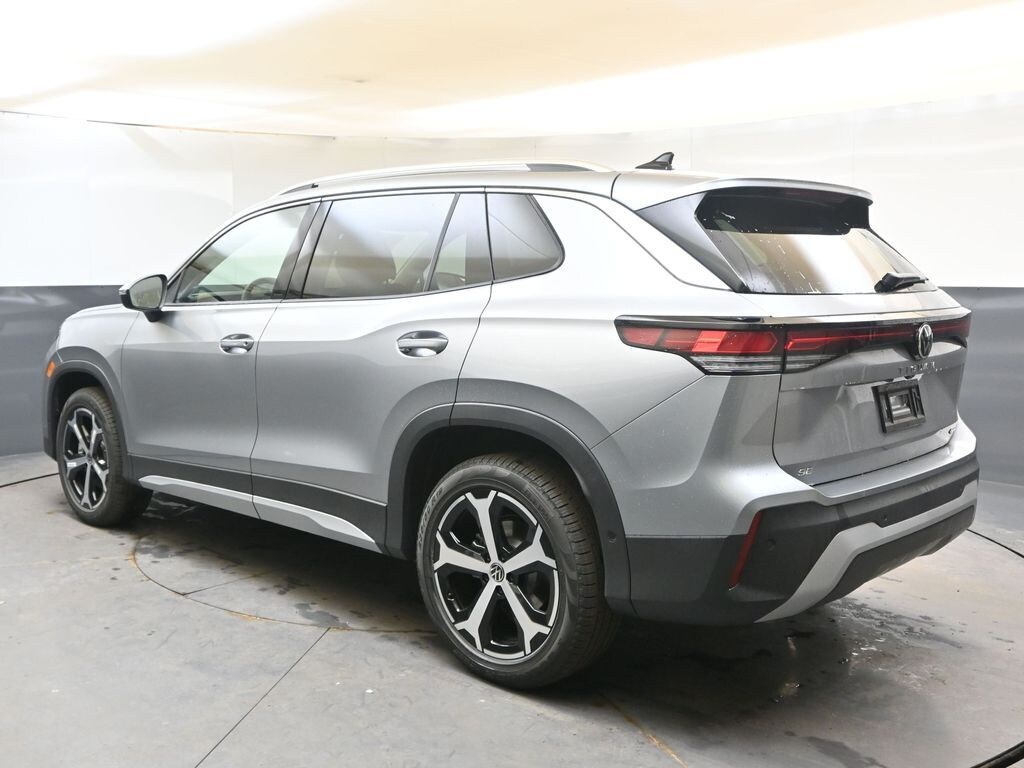 New 2026 Volkswagen Tiguan 2.0T SE SUV