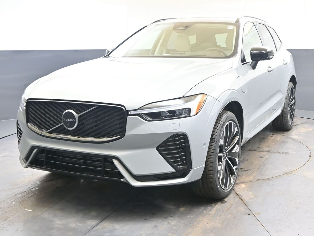 2026 Volvo XC60 T8 Ultra Dark AWD's photo