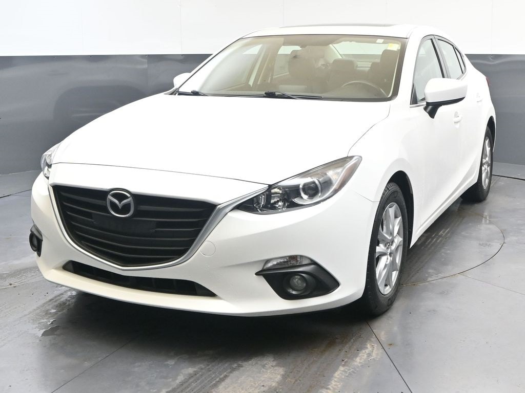 2015 Mazda MAZDA3 i Grand Touring's photo