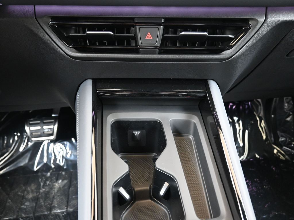 2026 Volkswagen Tiguan SEL R-LINE TURBO - Photo 32