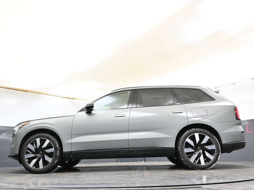 2025 Volvo EX90 Ultra - Photo 30