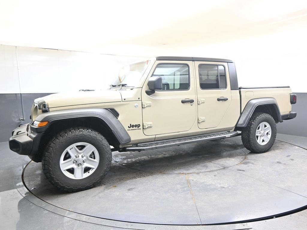 Used 2020 Jeep Gladiator Sport Truck Crew Cab