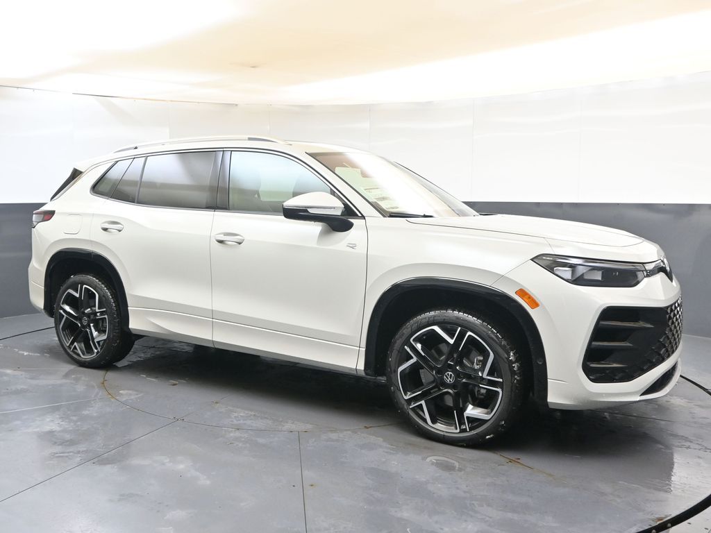 2026 Volkswagen Tiguan SEL R-LINE TURBO - Photo 7