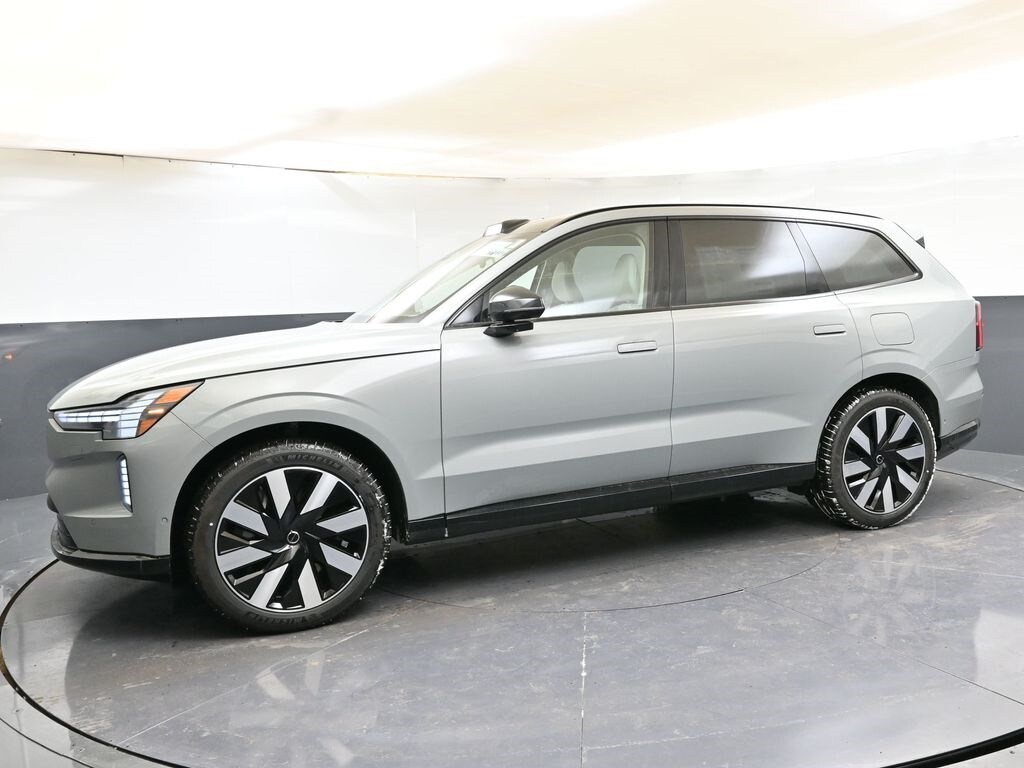 2025 Volvo EX90 Twin Motor Ultra photo 2