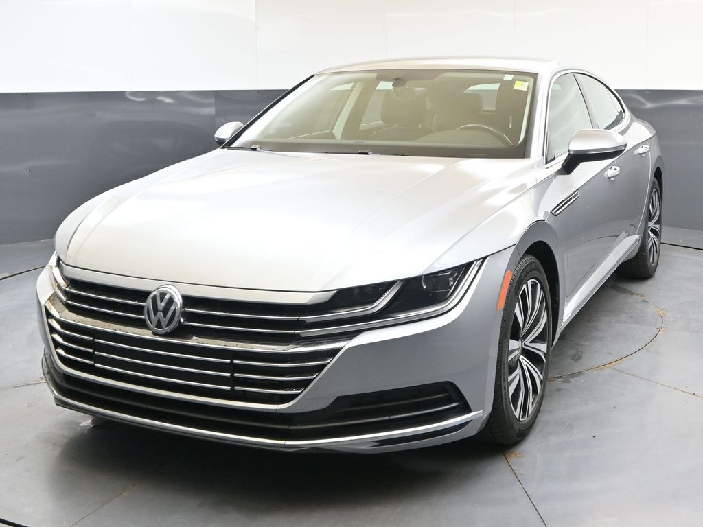 2019 Volkswagen Arteon SE's photo