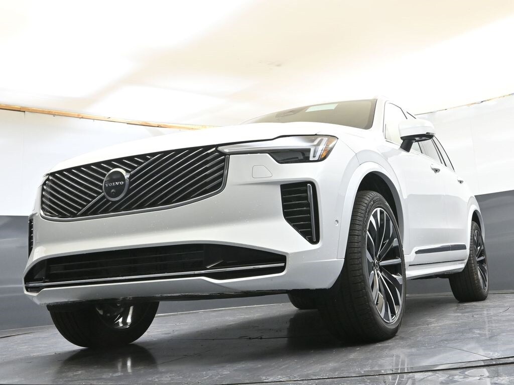 2026 Volvo XC90 Plus - Photo 39