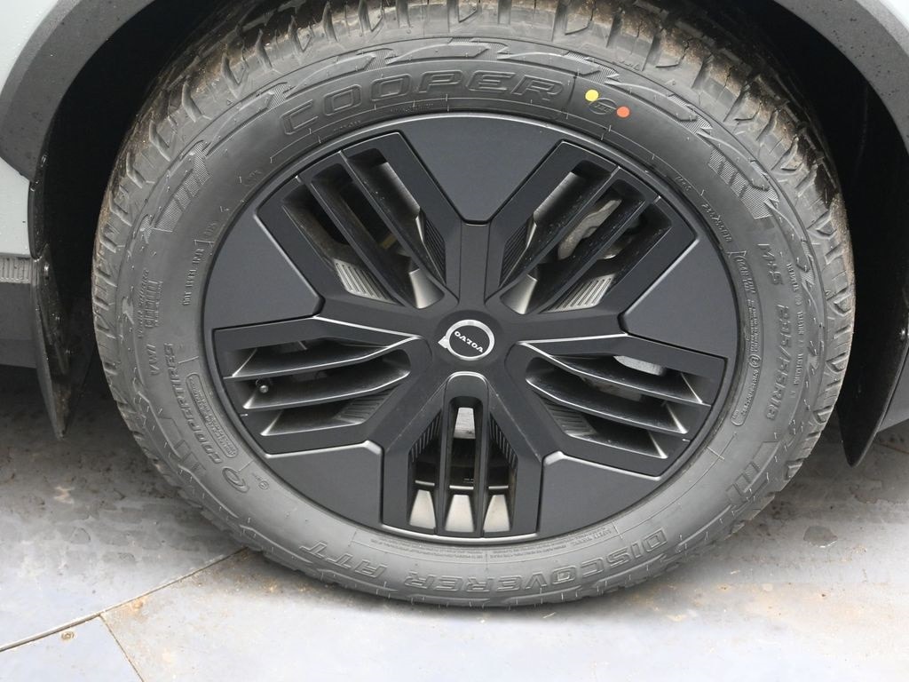 2026 Volvo EX30 Ultra - Photo 9