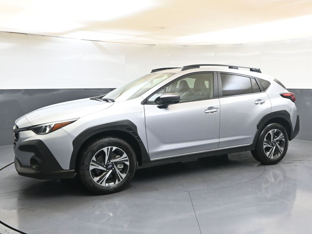 2024 Subaru Crosstrek Premium photo 2