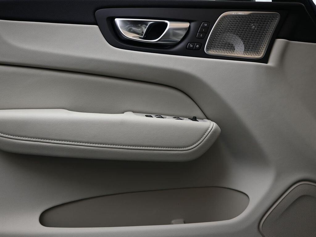 2026 Volvo XC60 Ultra - Photo 22