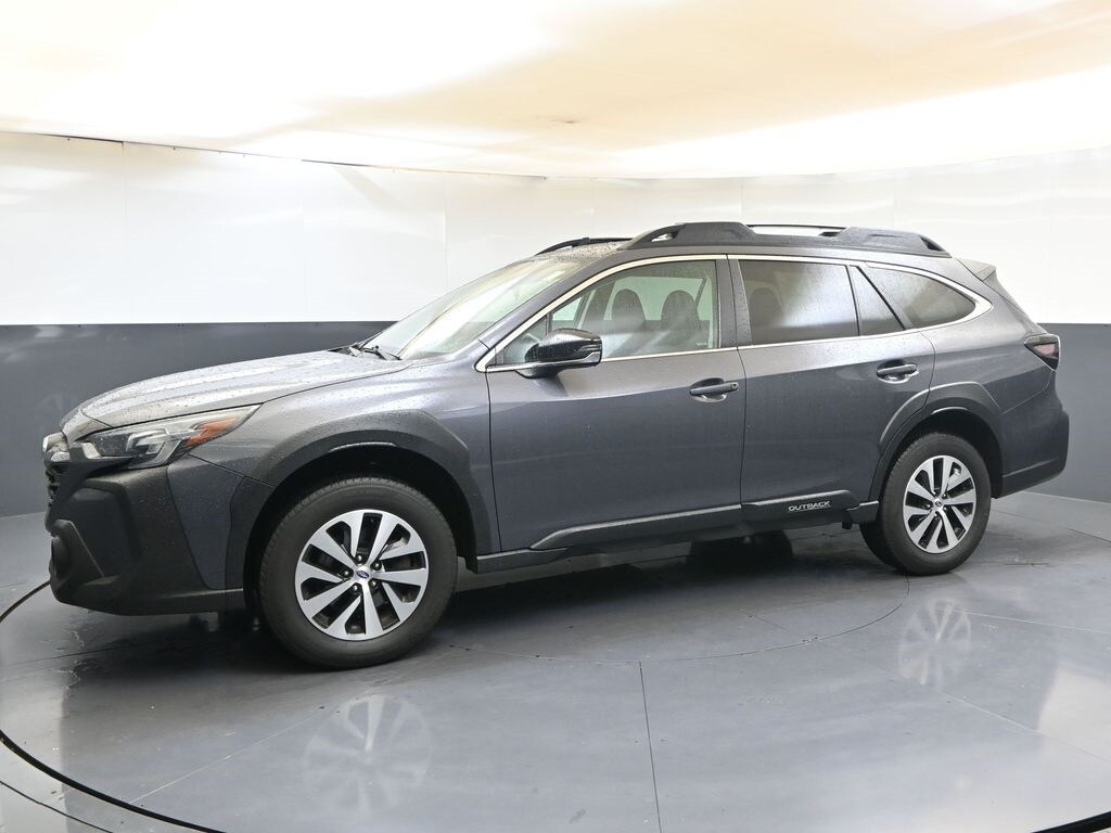 2023 Subaru Outback Premium photo 2
