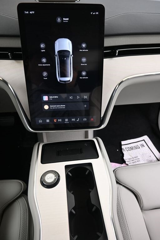 2025 Volvo EX90 Ultra - Photo 27