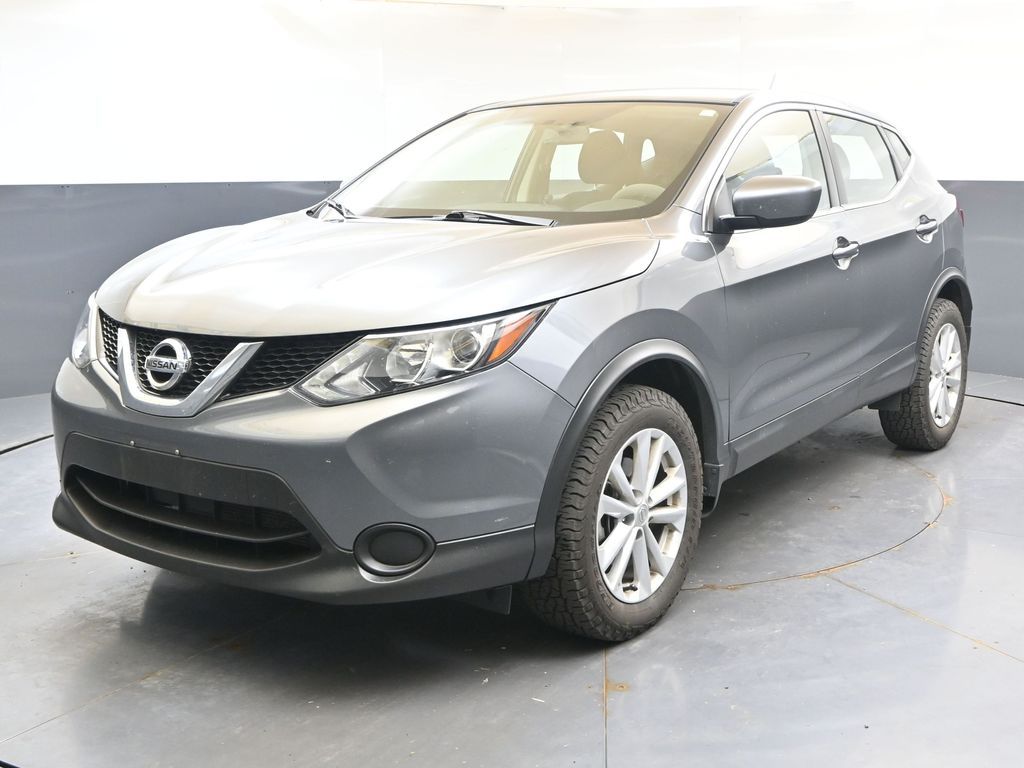 2017 Nissan Rogue Sport S FWD's photo