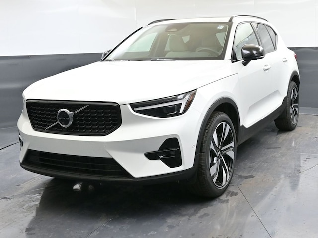 Featured New 2025 Volvo XC40 B5 Plus Dark Theme SUV for Sale in Kalamazoo