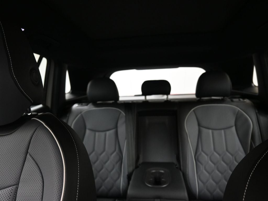 2026 Volkswagen Tiguan SEL R-LINE TURBO - Photo 37