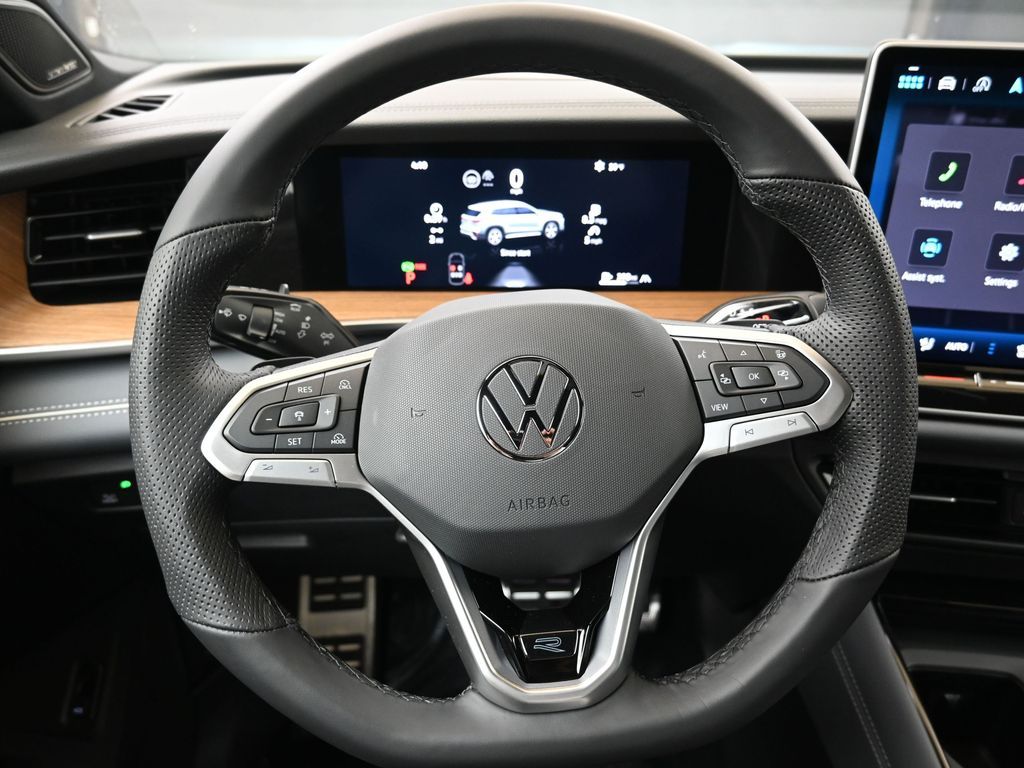 2026 Volkswagen Tiguan SEL R-LINE TURBO - Photo 25