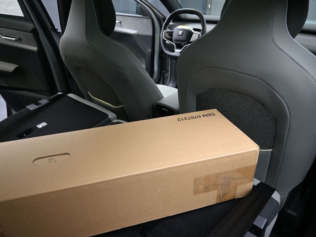 2026 Volvo EX30 Ultra - Photo 15