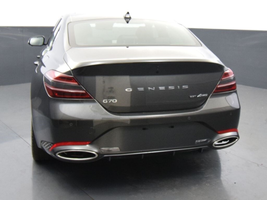 2024 Genesis G70 3.3T Sport Prestige photo 4