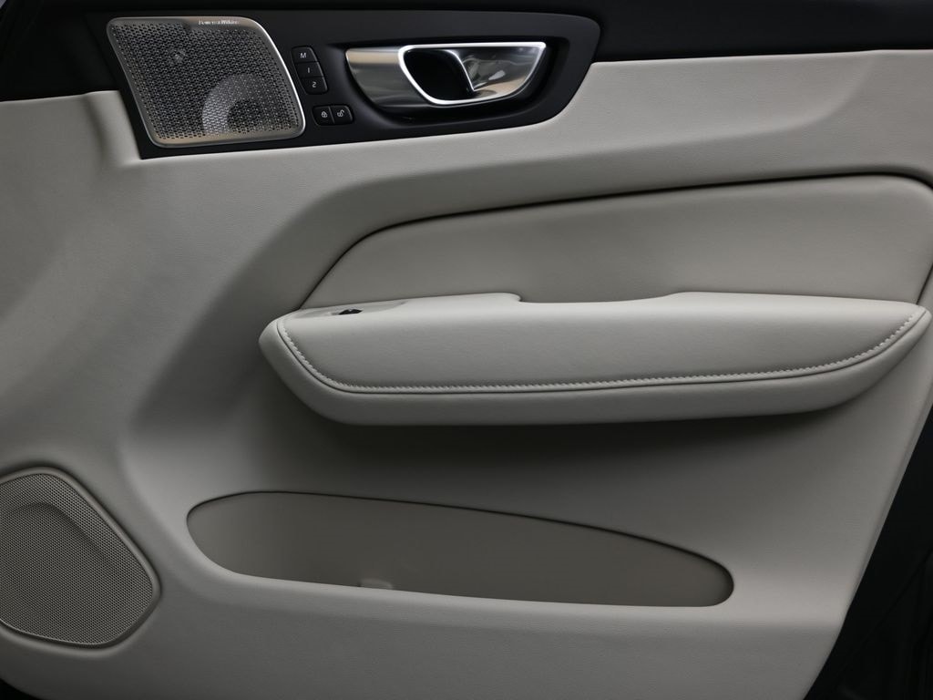 2026 Volvo XC60 Ultra - Photo 11