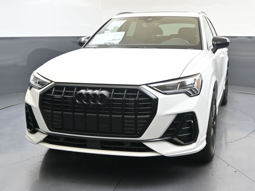 2025 Audi Q3 45 TFSI S Line Premium Plus quattro's photo