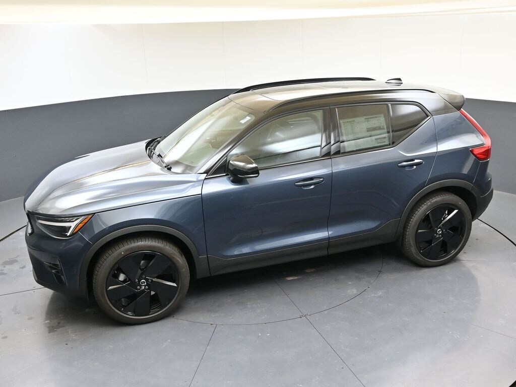 2026 Volvo XC40 Ultra Black Edition - Photo 42