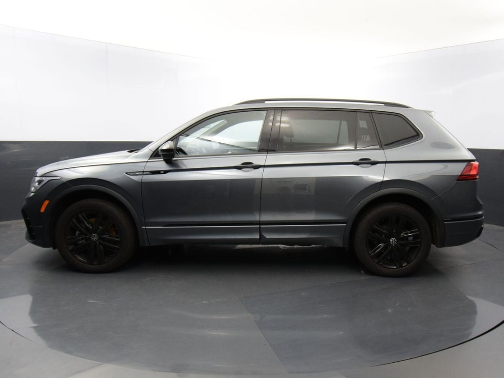 Used 2022 Volkswagen Tiguan 2.0T SE R-Line Black SUV