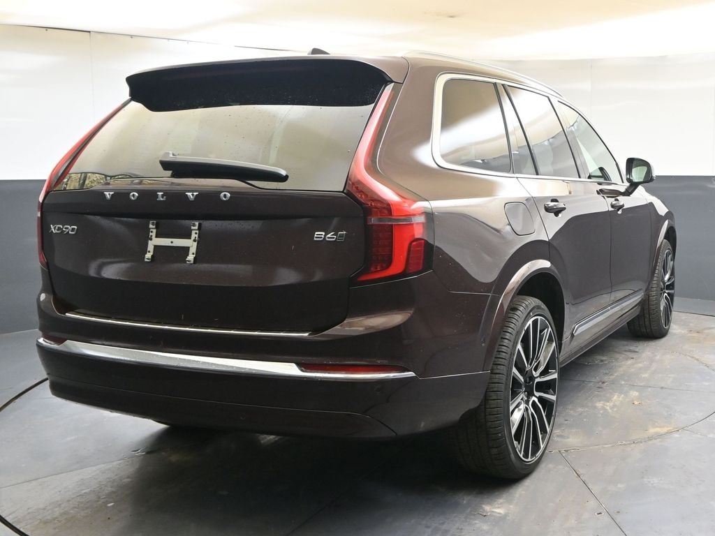2026 Volvo XC90 Plus - Photo 5