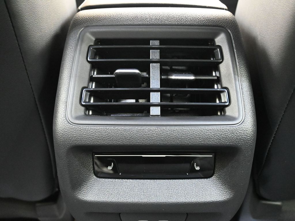 2026 Volkswagen Tiguan SEL R-LINE TURBO - Photo 21