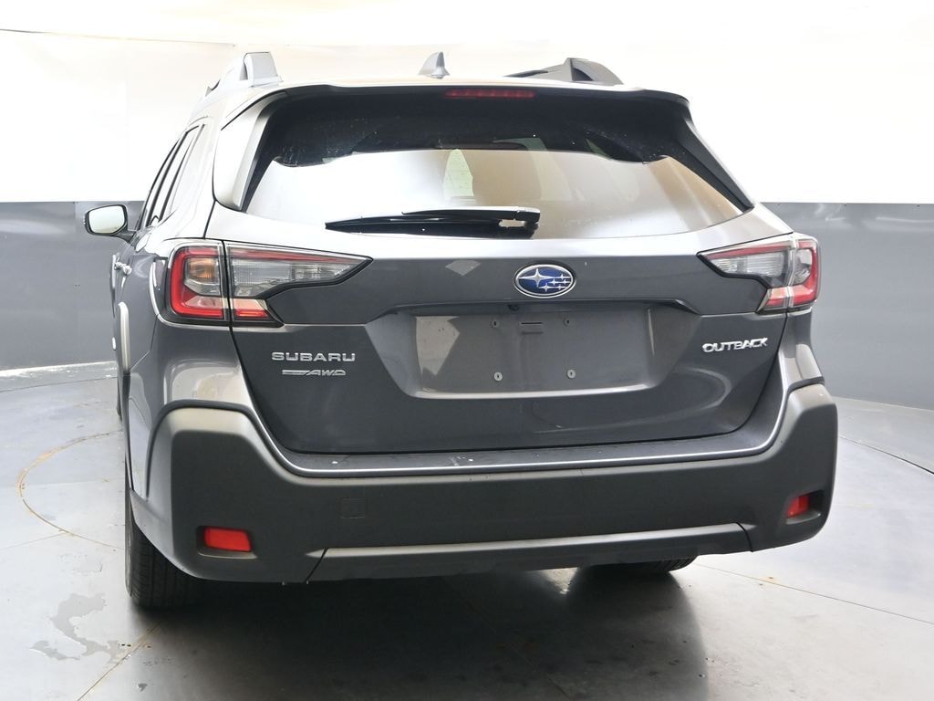 Used 2025 Subaru Outback Premium SUV