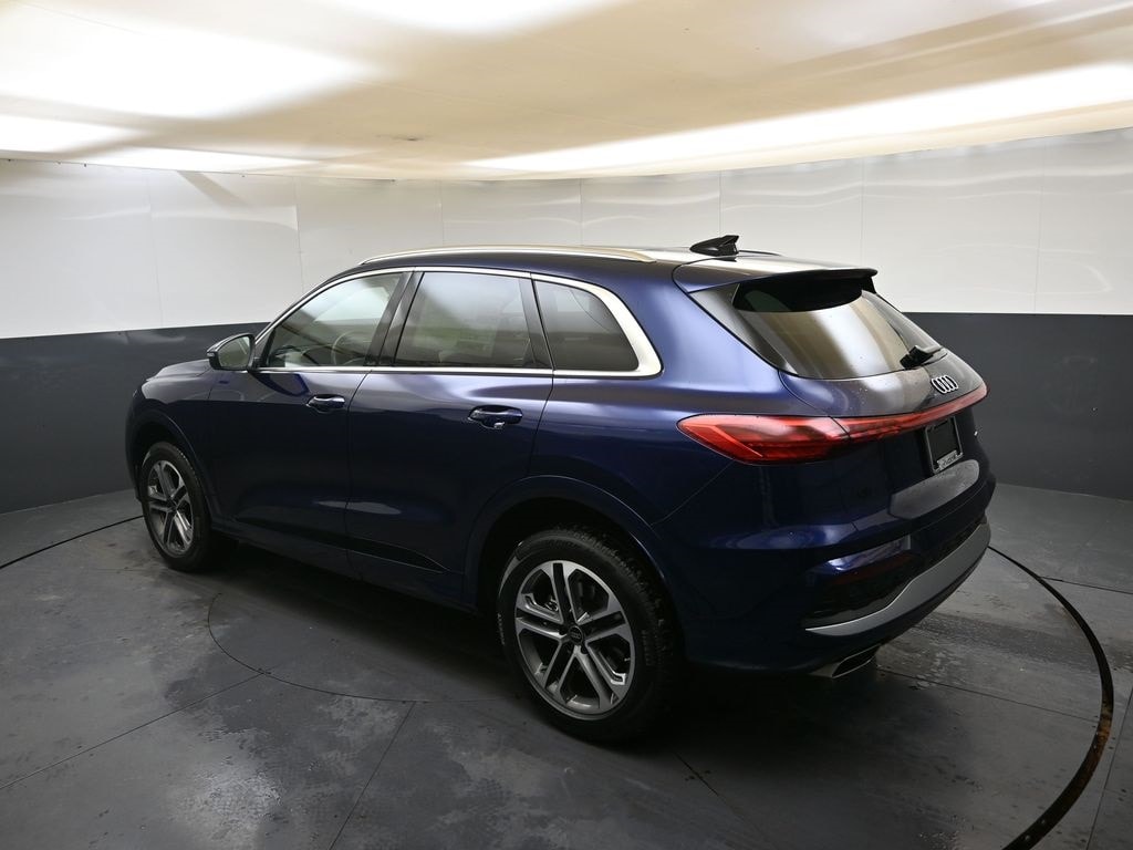 2025 Audi New Q5 Premium Plus's photo