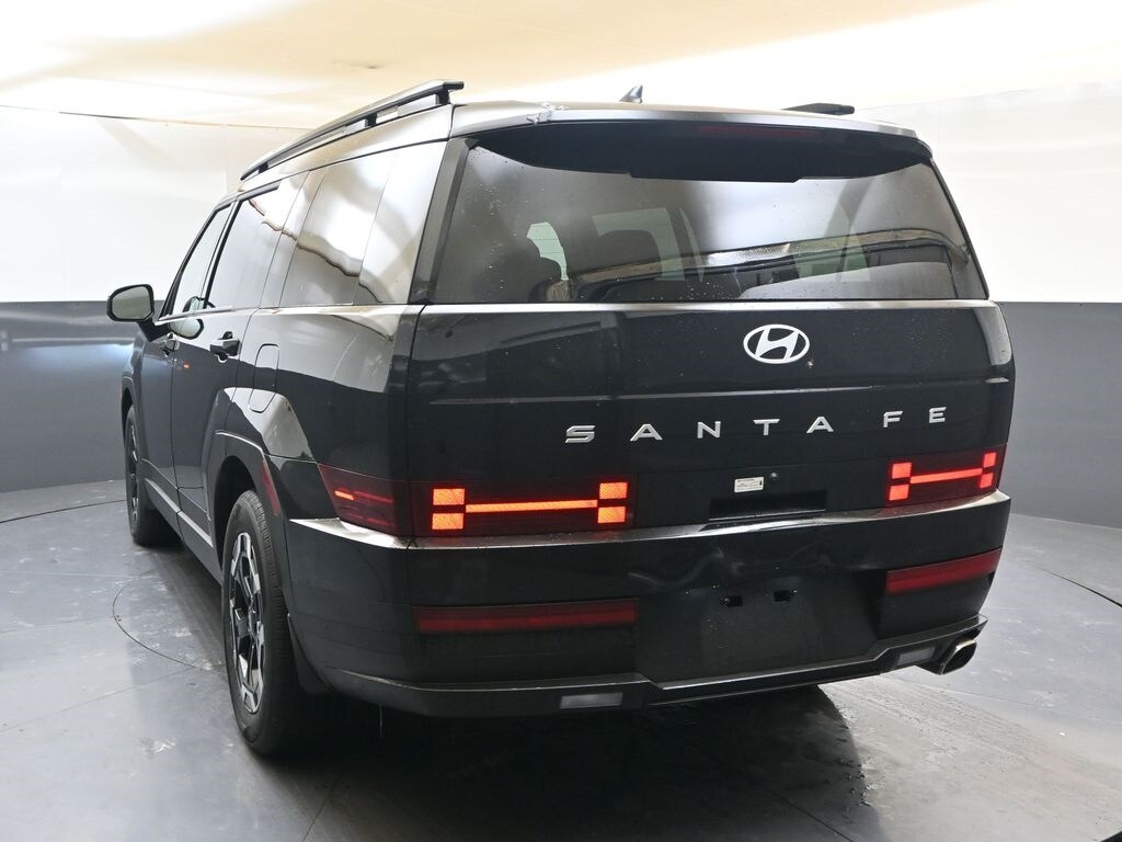 2025 Hyundai Santa Fe SEL photo 4