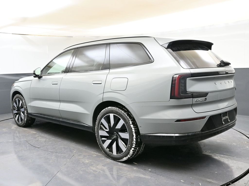 2025 Volvo EX90 Ultra - Photo 3