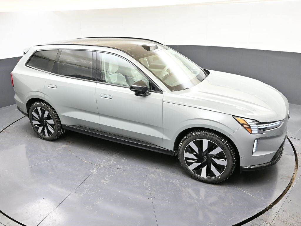 2025 Volvo EX90 Ultra - Photo 41