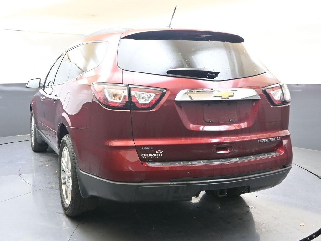 Used 2015 Chevrolet Traverse LT w/1LT SUV