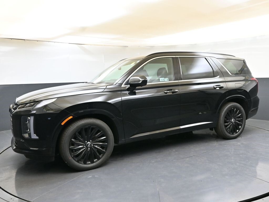 Used 2025 Hyundai Palisade Calligraphy Night Edition with VIN KM8R7DGE9SU913598 for sale in Kalamazoo, MI
