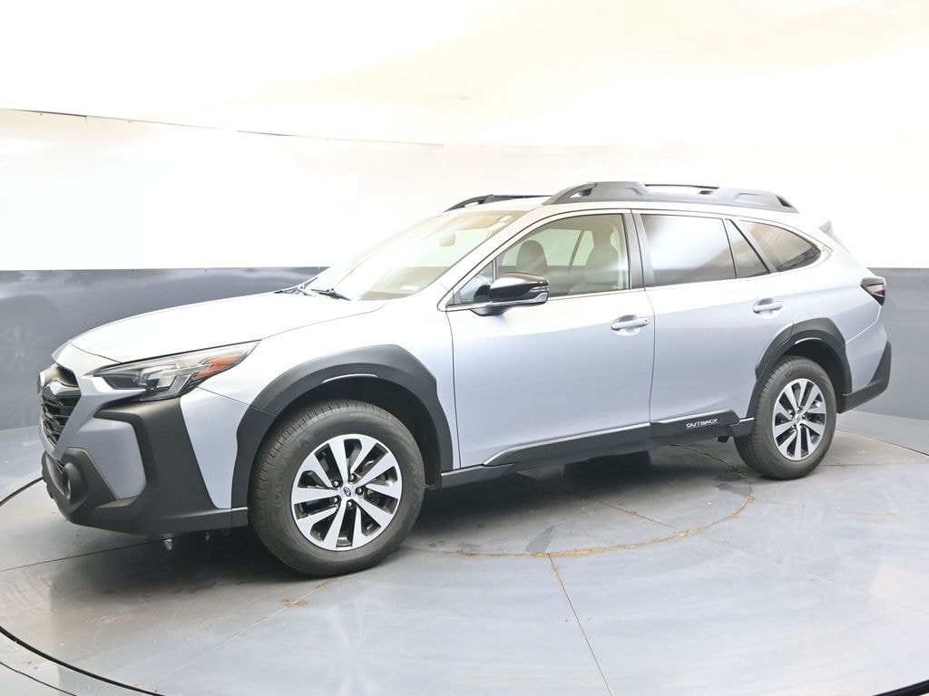 Used 2024 Subaru Outback Premium SUV