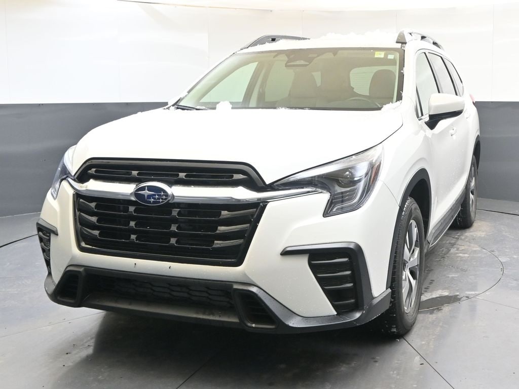 2024 Subaru Ascent Premium's photo