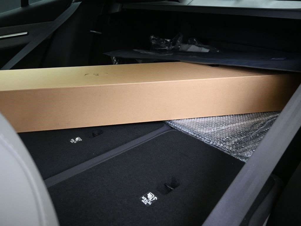 2026 Volvo EX30 Ultra - Photo 19